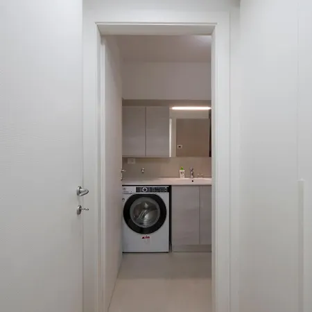 I Host - Binda 18 アパート *