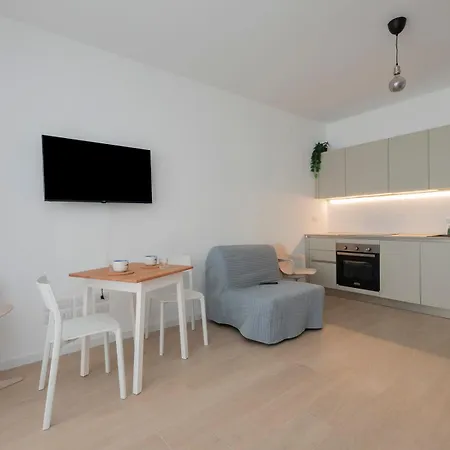 アパート I Host - Binda 18